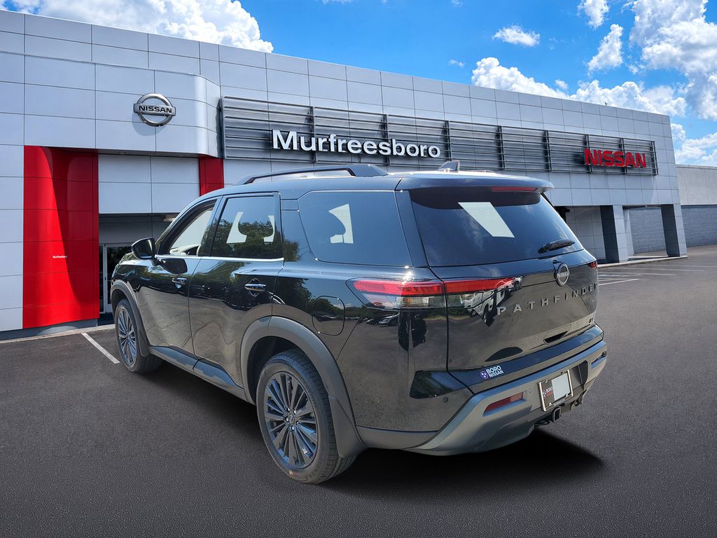 New 2026 Nissan Pathfinder SL SUV
