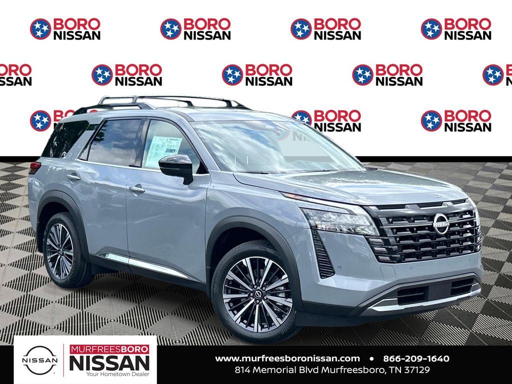 2026 Nissan Pathfinder Platinum 2WD's photo