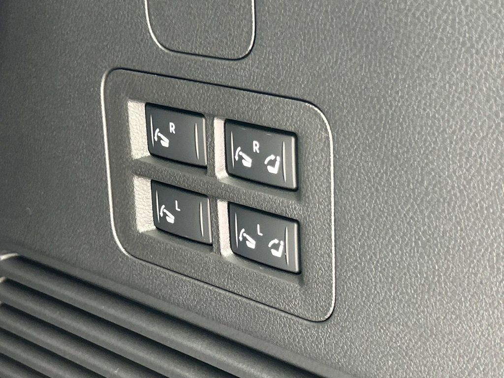 2026 Nissan Armada SL - Photo 24