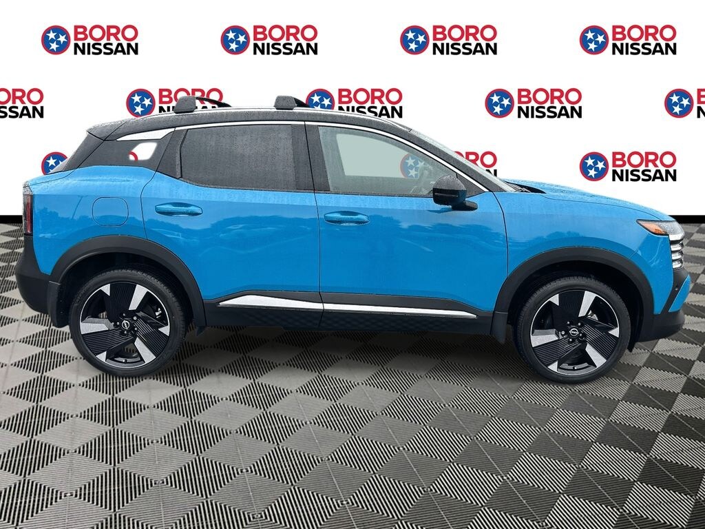 New 2026 Nissan Kicks SR SUV