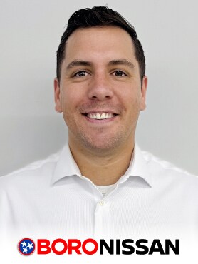 Staff member Austin Evans from ID_794d1e