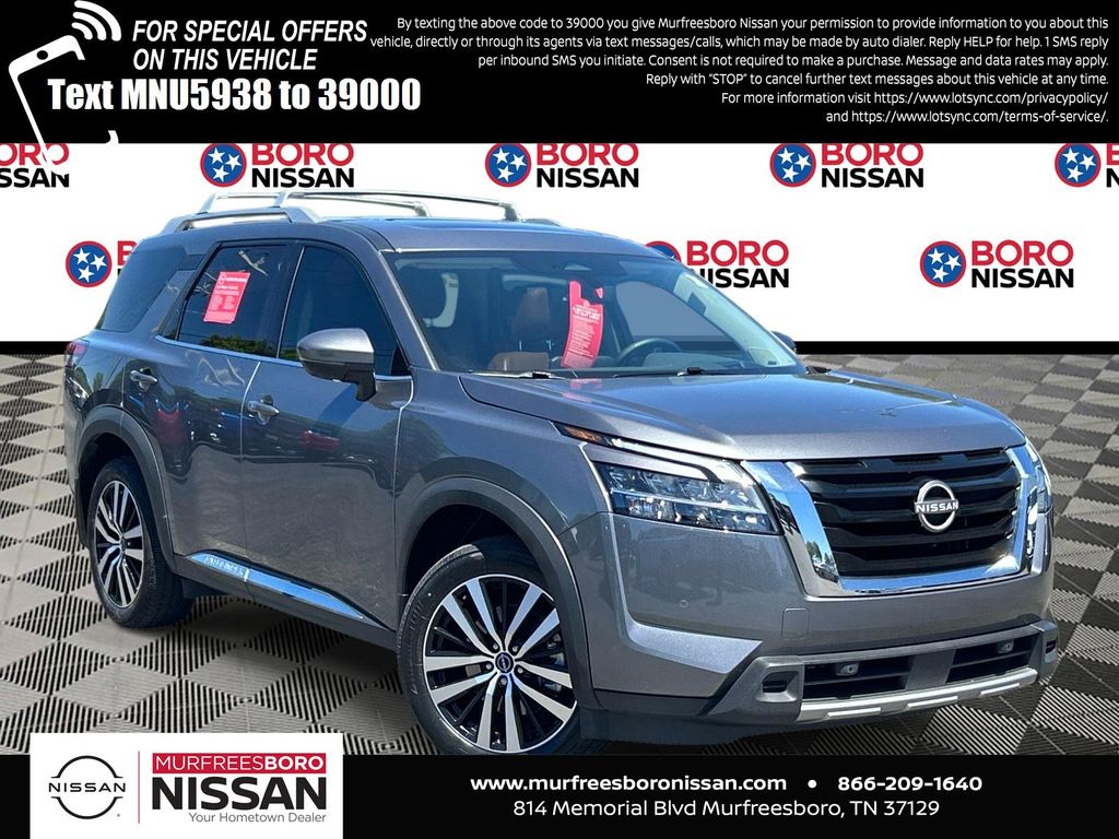 2024 Nissan Pathfinder Platinum 2WD's photo