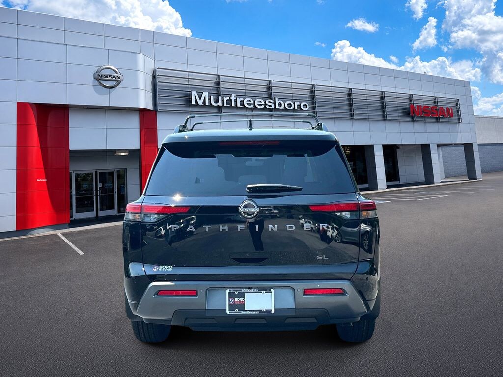 New 2026 Nissan Pathfinder SL SUV