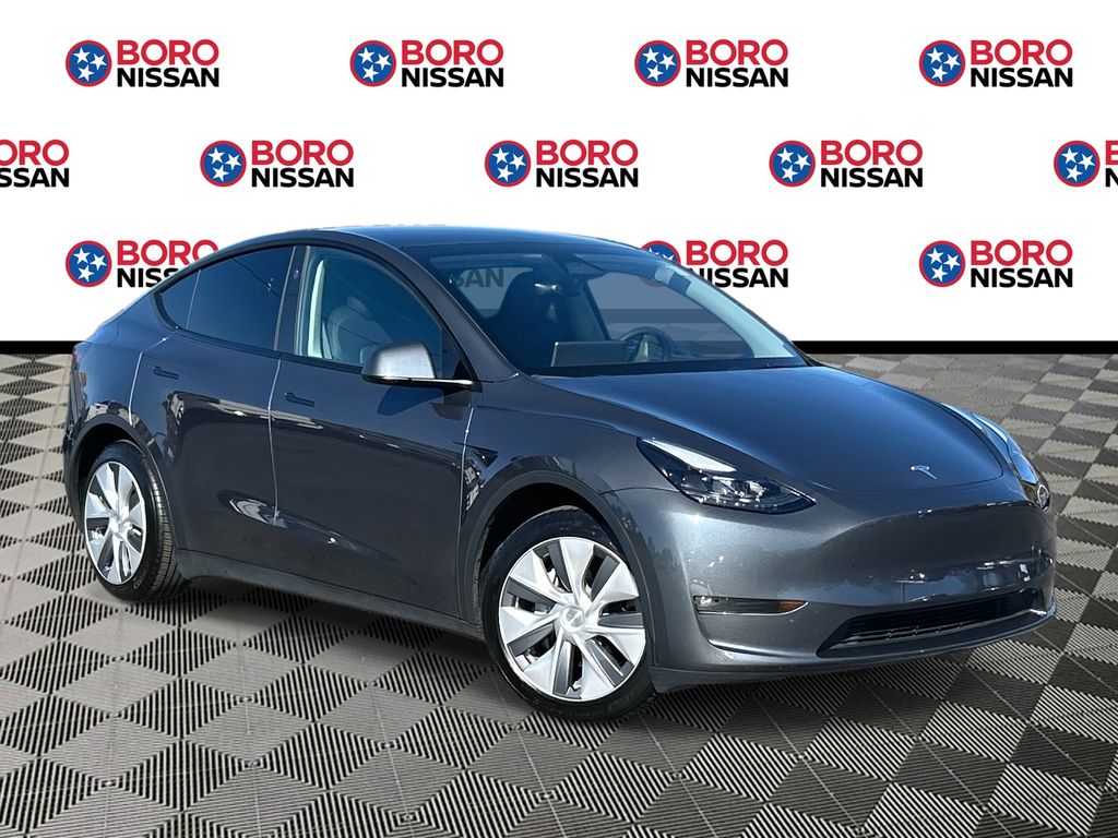 2023 Tesla Model Y Long Range's photo