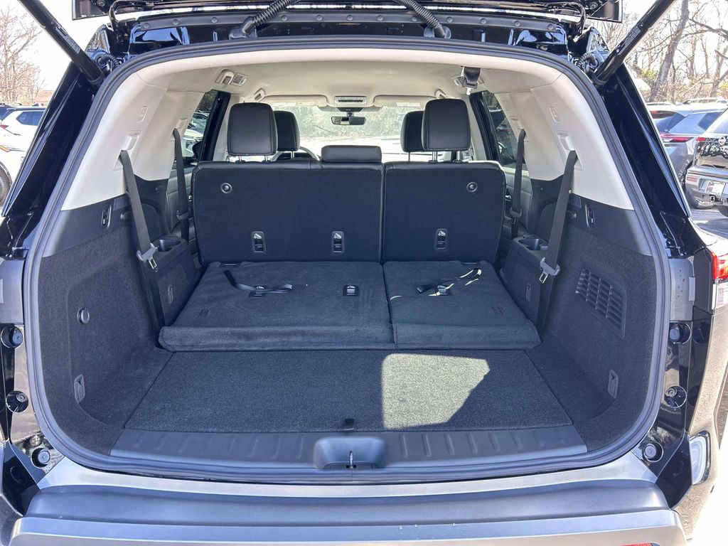 2026 Nissan Pathfinder SL - Photo 19