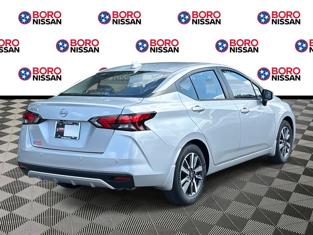 2025 Nissan Versa 1.6 SV photo 3