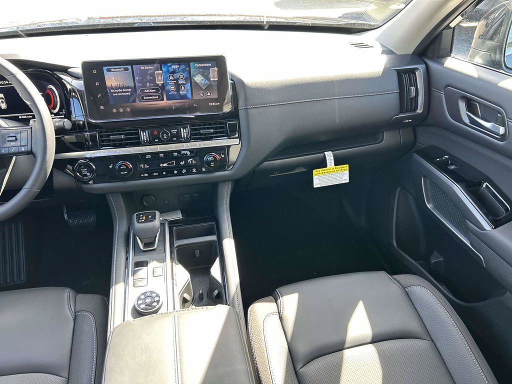2026 Nissan Pathfinder SL - Photo 16