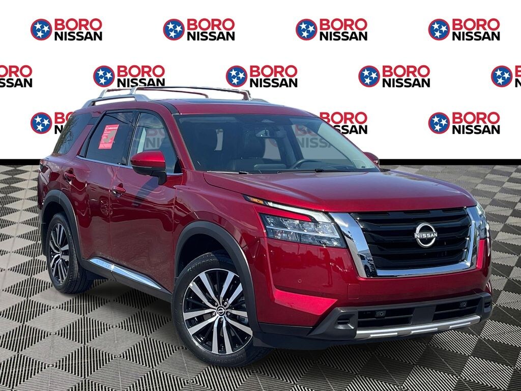 Used 2024 Nissan Pathfinder Platinum SUV