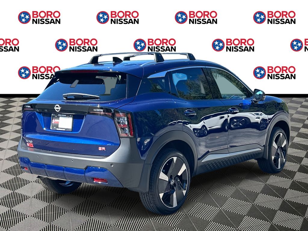 2026 Nissan Kicks SR photo 3