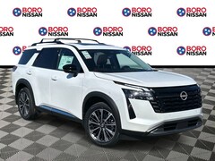 2026 Nissan Pathfinder Platinum SUV