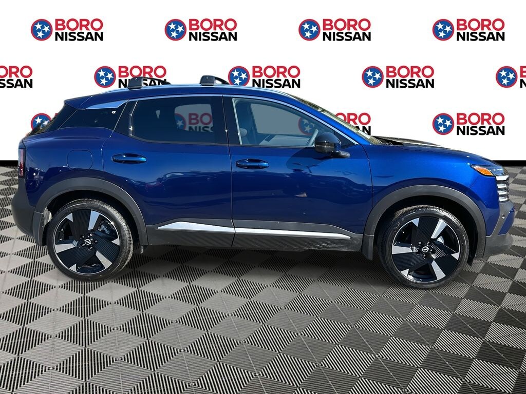 New 2026 Nissan Kicks SR SUV