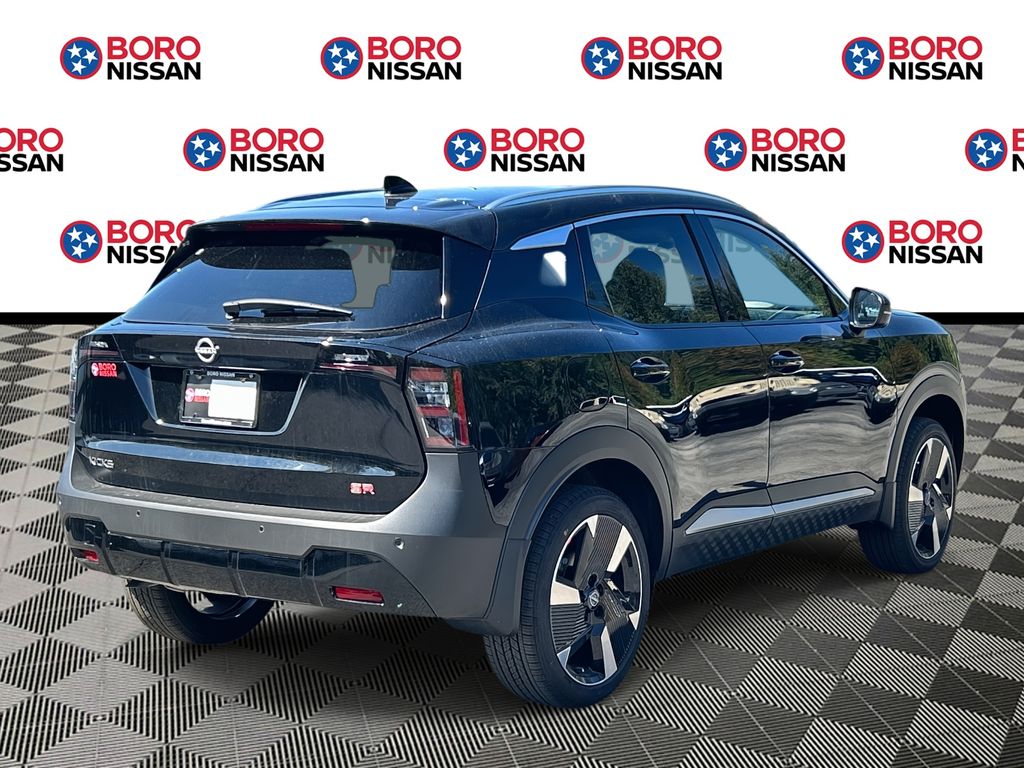 2026 Nissan Kicks SR photo 3