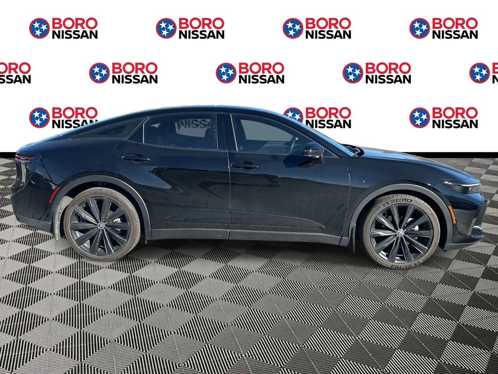 2025 Toyota Crown photo 2