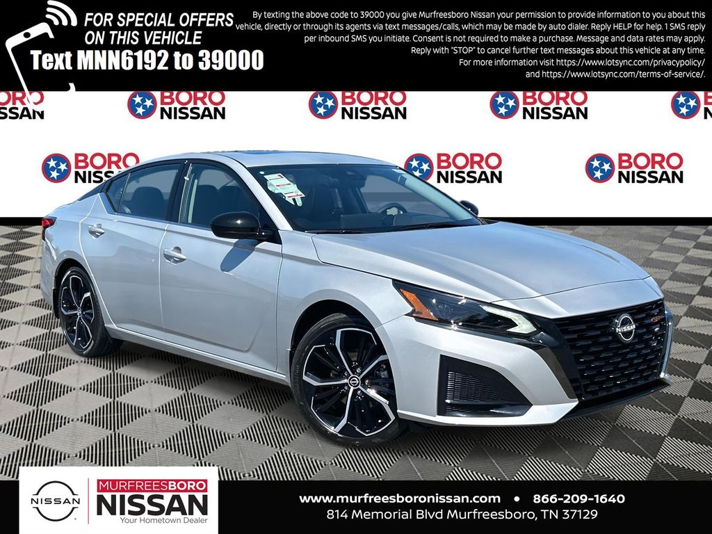 2025 Nissan Altima SR