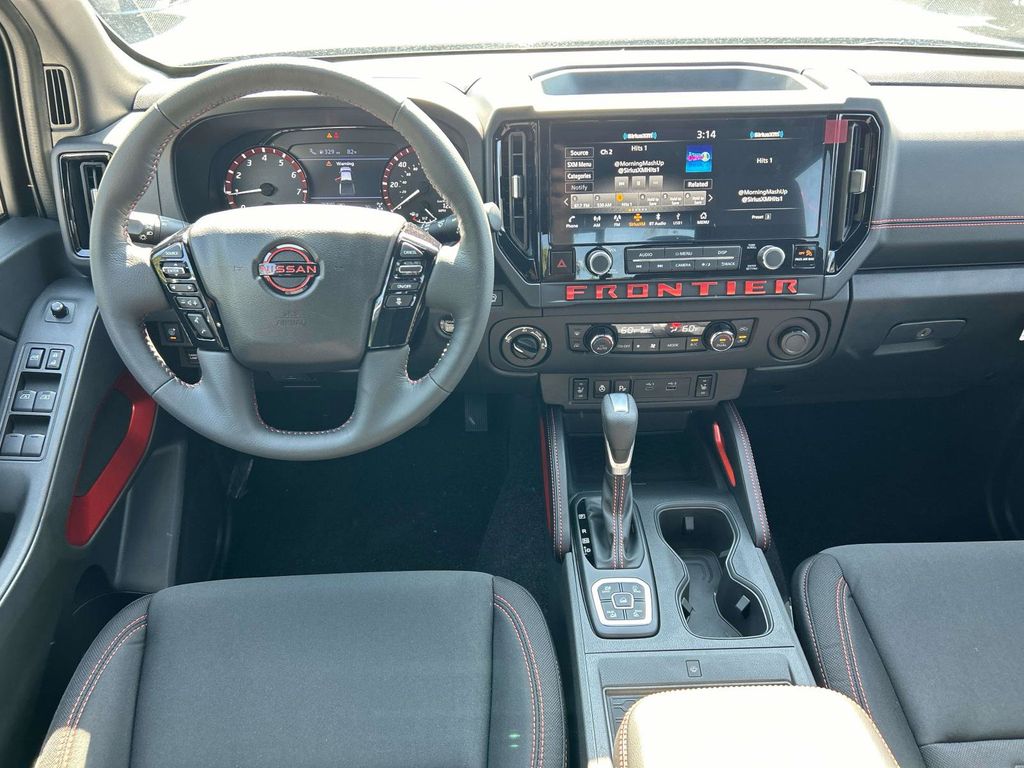 2026 Nissan Frontier PRO-4X - Photo 13