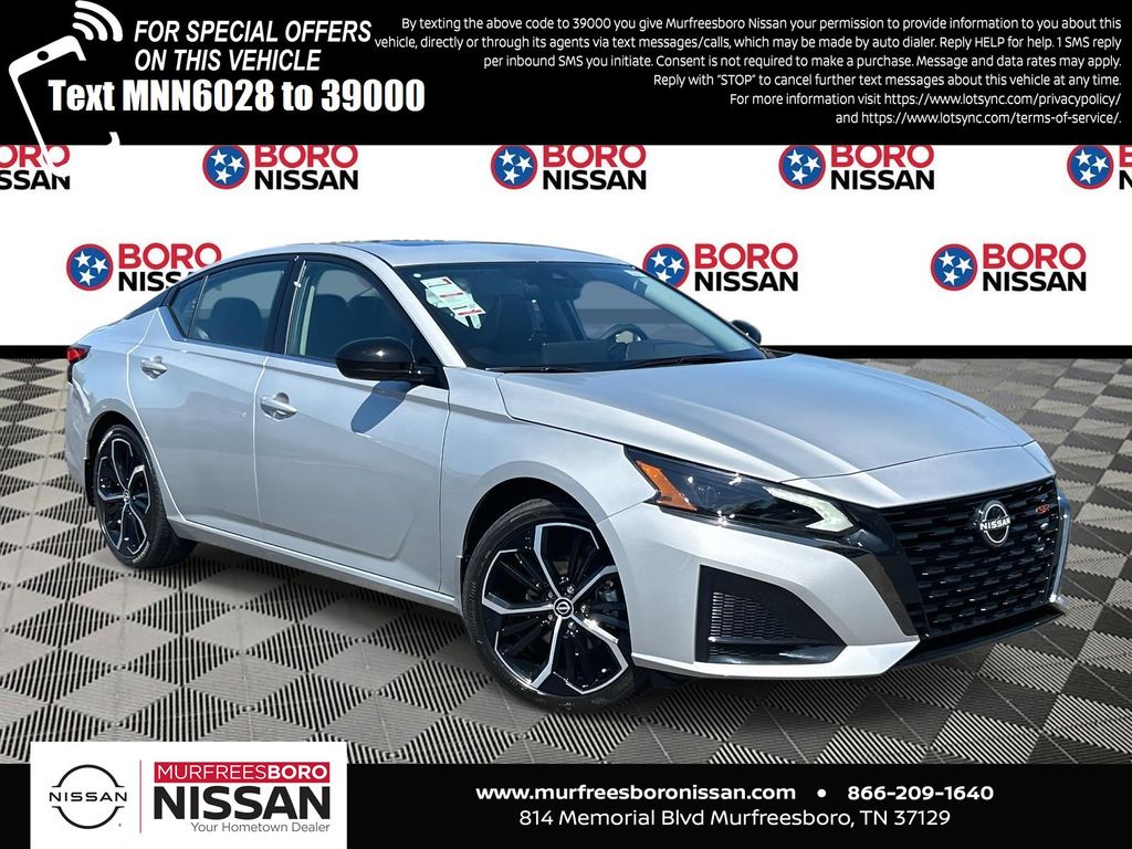 2025 Nissan Altima SR