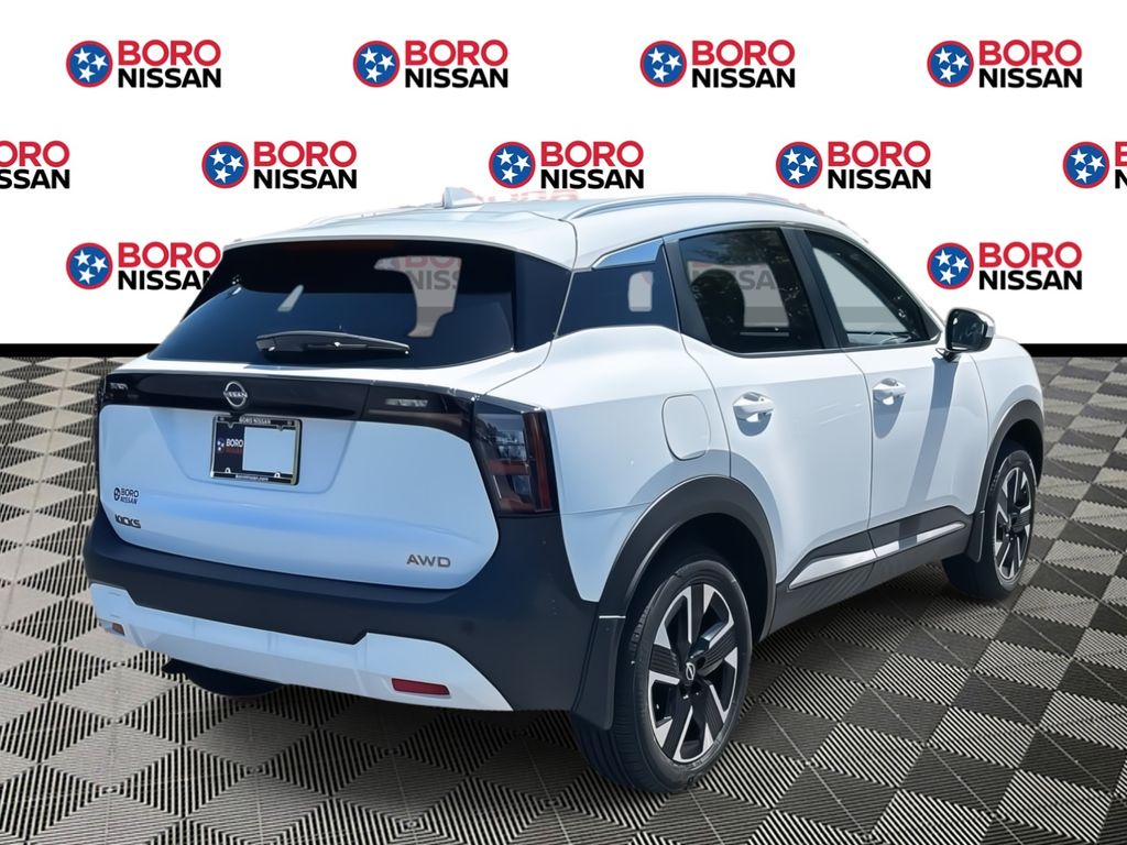 2025 Nissan Kicks SV photo 2