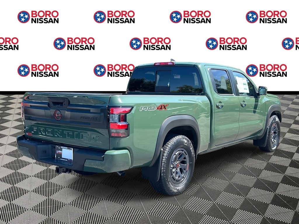 2026 Nissan Frontier photo 2