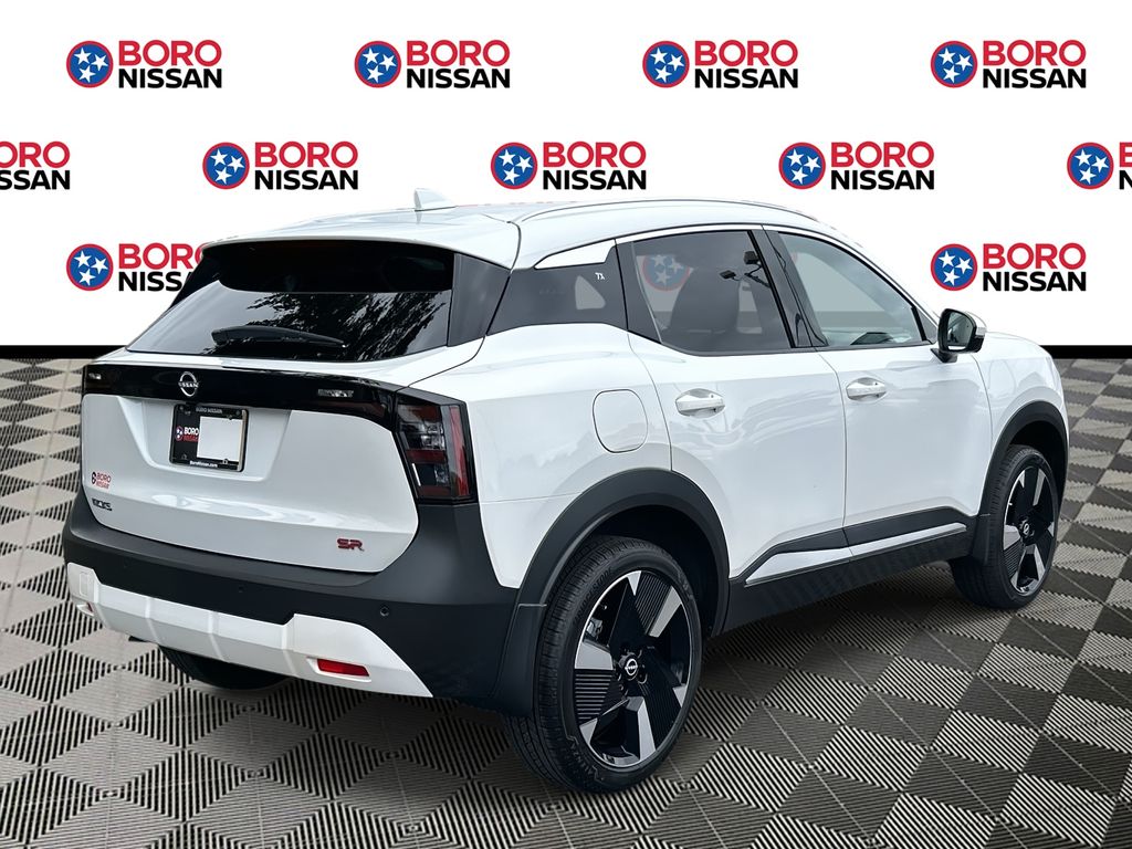 2025 Nissan Kicks SR photo 2