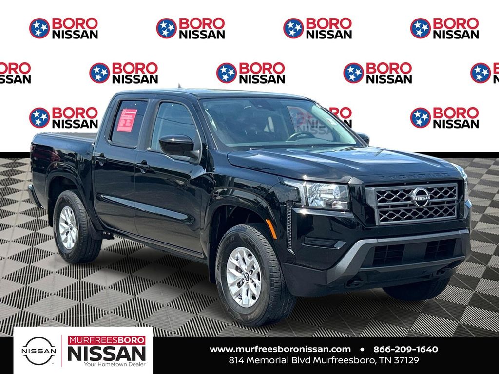 2024 Nissan Frontier SV Crew Cab 4X4 SWB's photo