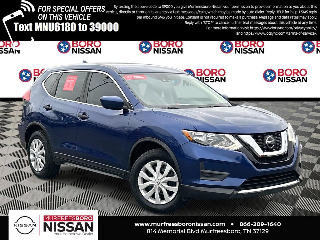 2020 Nissan Rogue S's photo