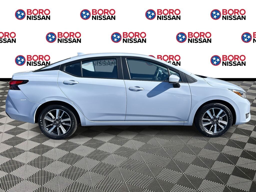New 2025 Nissan Versa 1.6 SV Sedan