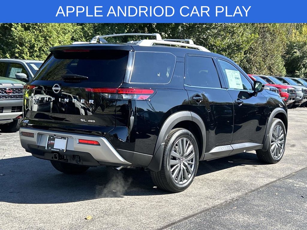 2025 Nissan Pathfinder SL photo 2
