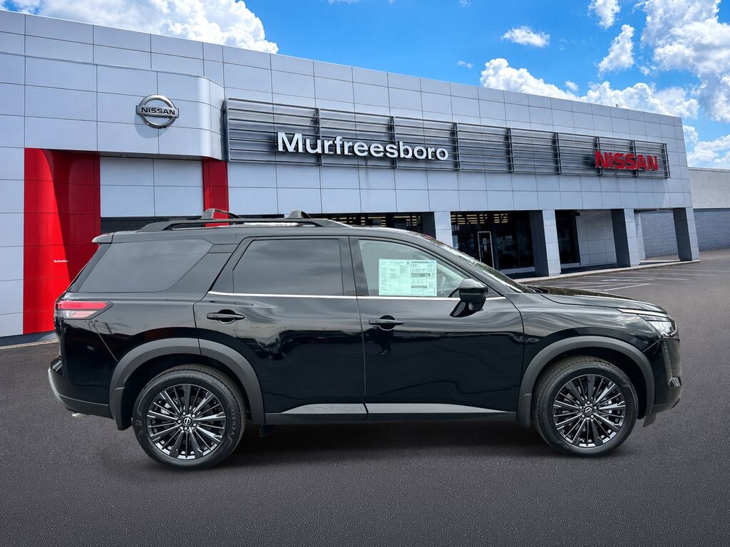New 2026 Nissan Pathfinder SL SUV
