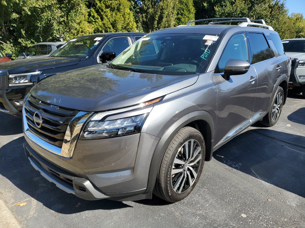 2025 Nissan Pathfinder SUV 
