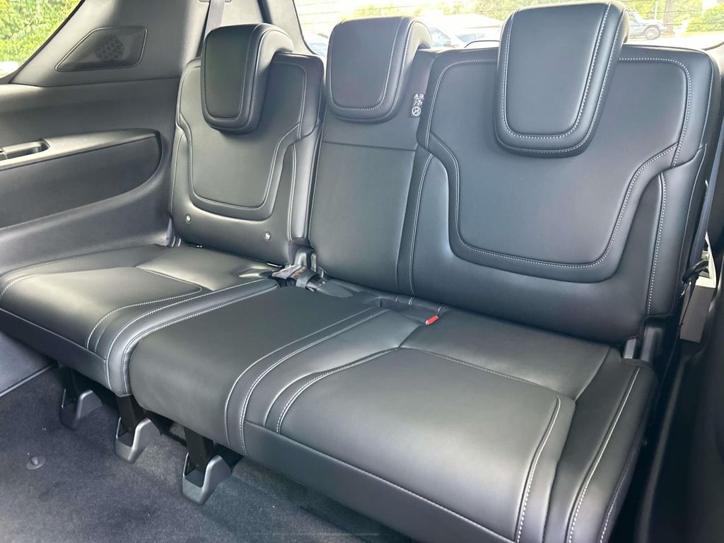 2026 Nissan Armada PRO-4X - Photo 23