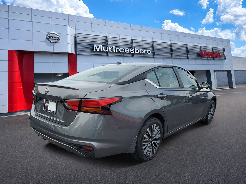 New 2026 Nissan Altima SV Sedan
