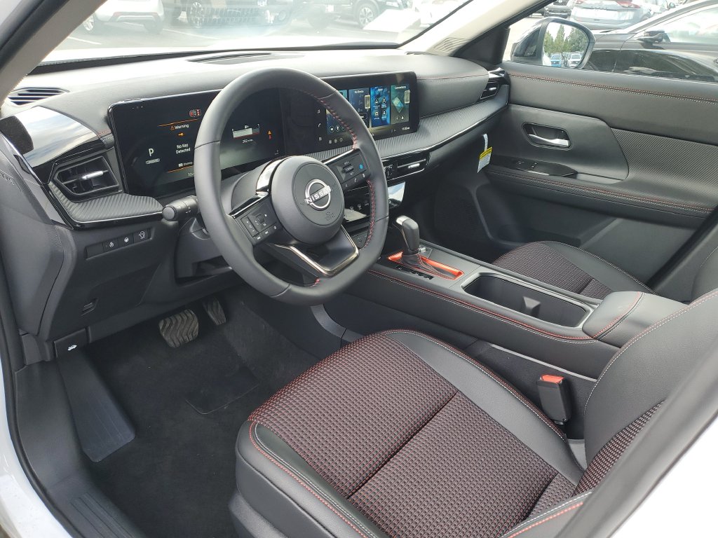 2026 Nissan KICKS SR - Photo 15