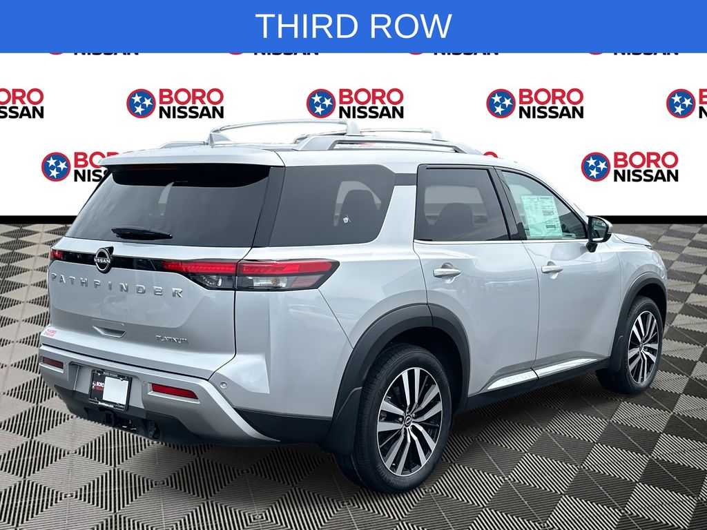 2025 Nissan Pathfinder Platinum photo 2