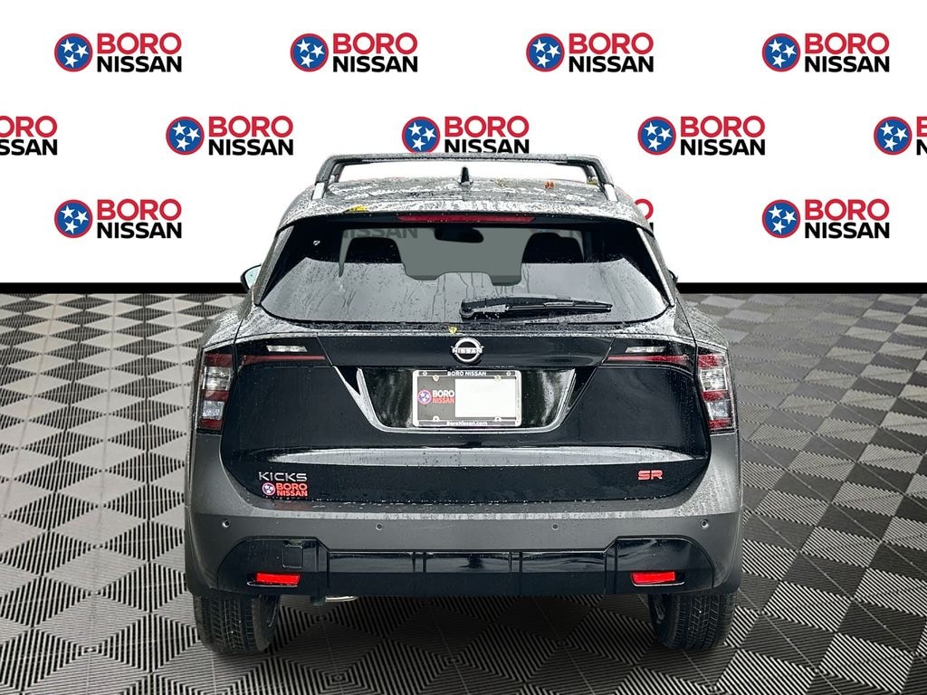 New 2026 Nissan Kicks SR SUV