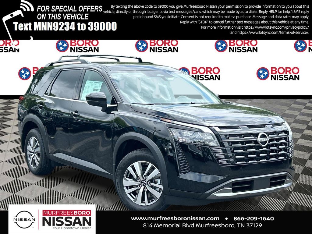 2026 Nissan Pathfinder SL 2WD's photo