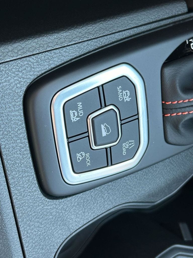 2026 Nissan Frontier PRO-4X - Photo 30