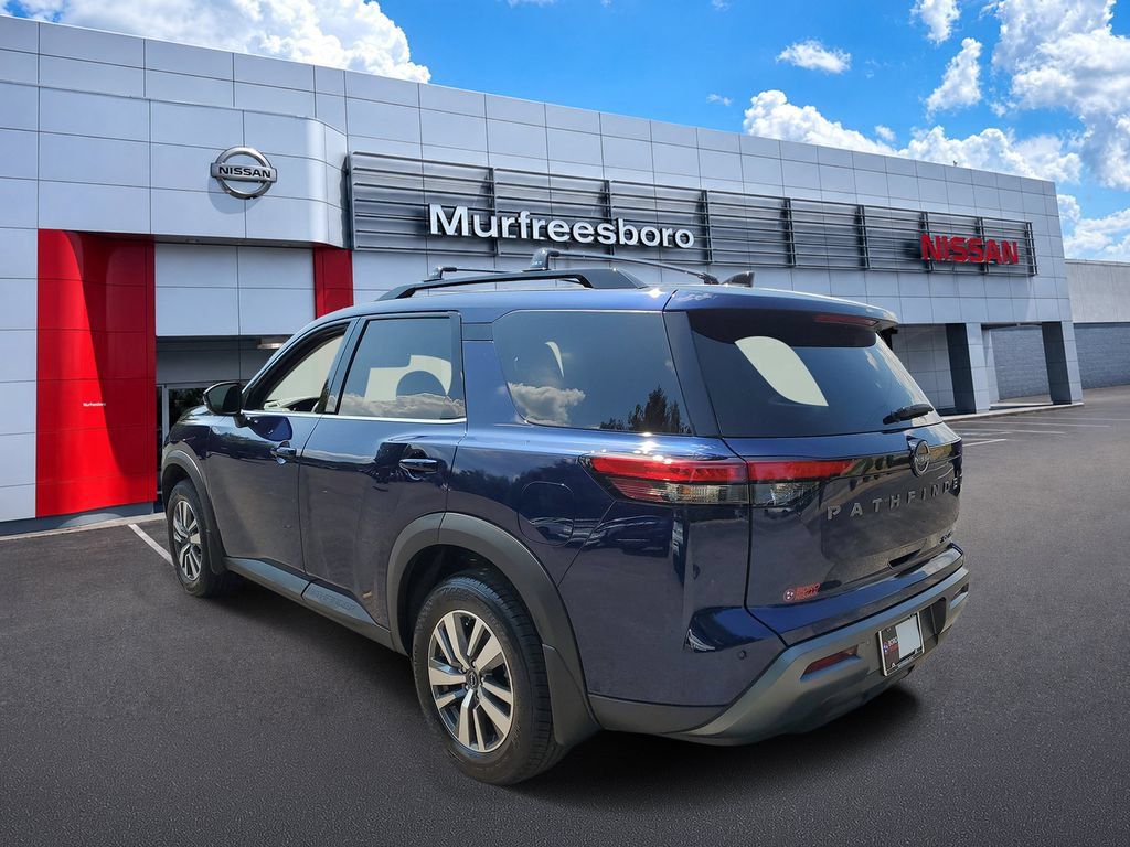 New 2026 Nissan Pathfinder SL SUV