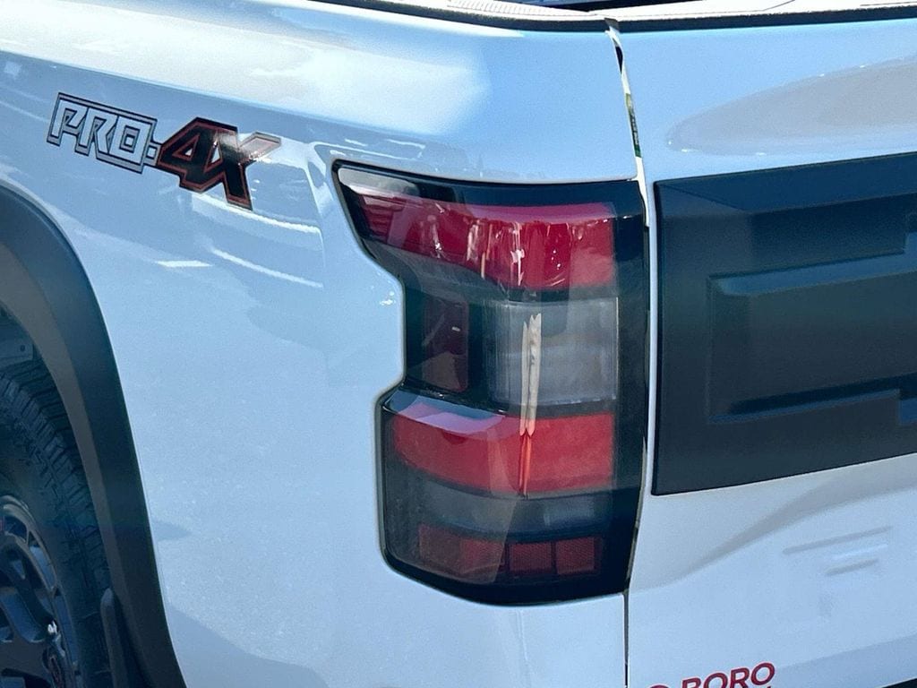 2026 Nissan Frontier PRO-4X - Photo 10