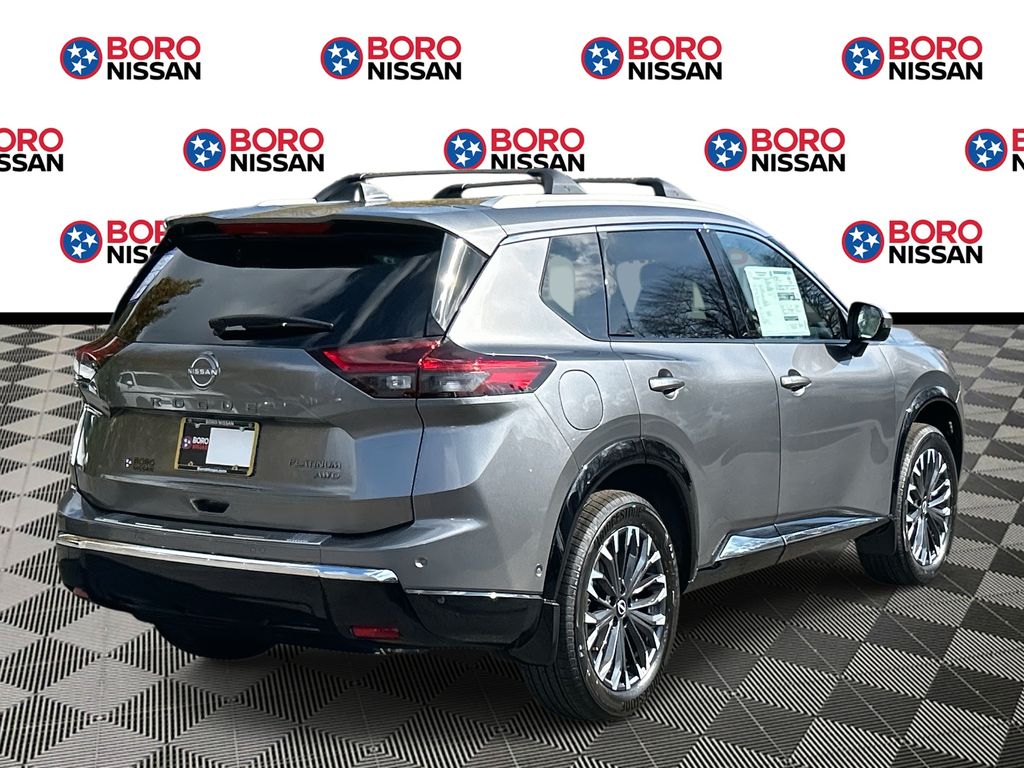 2026 Nissan Rogue Platinum photo 2