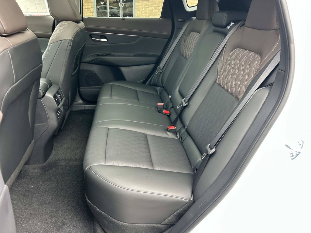 2026 Nissan Murano Platinum - Photo 21