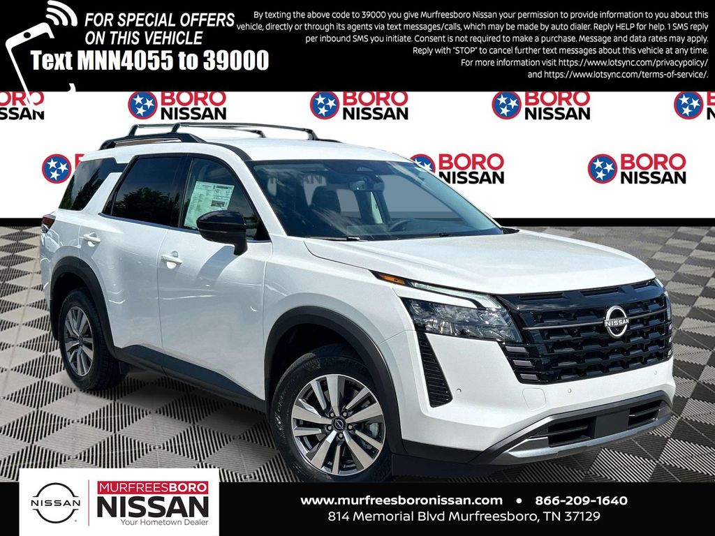 2026 Nissan Pathfinder SL 2WD's photo
