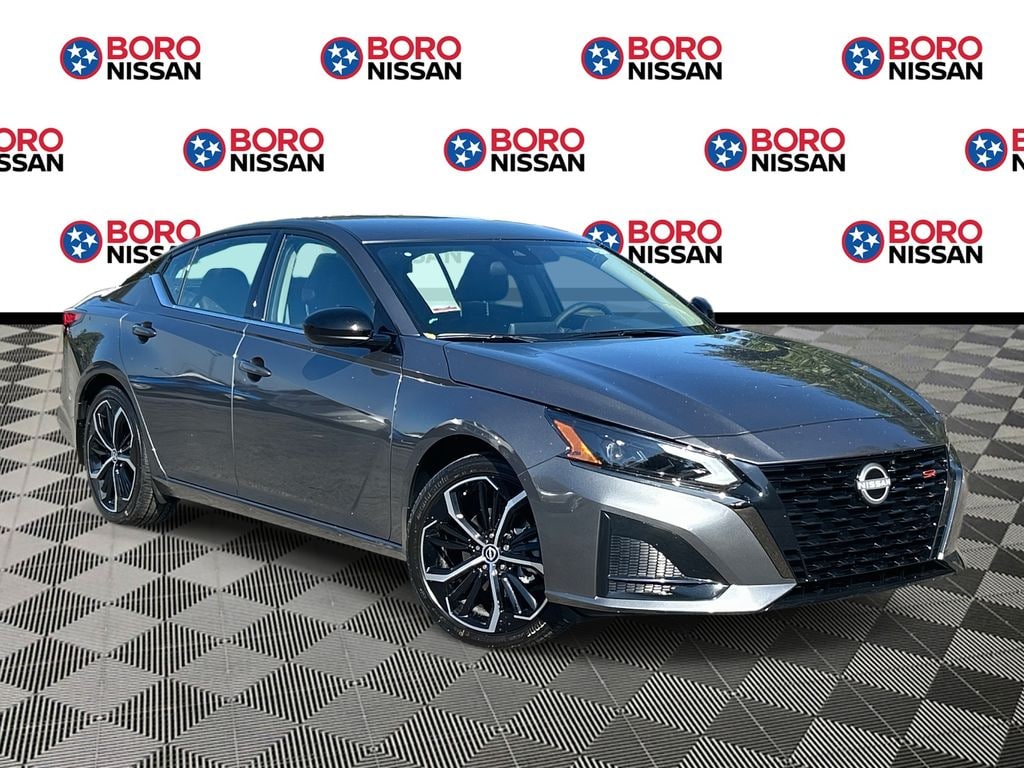 New 2025 Nissan Altima SR Sedan
