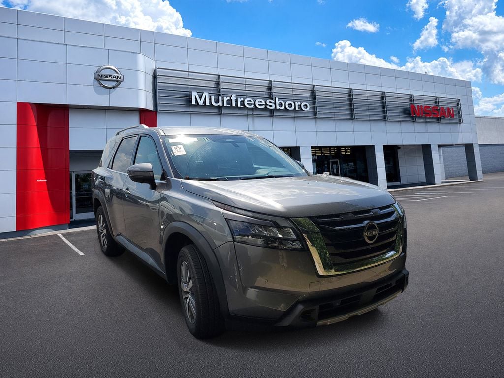 Certified Pre-Owned 2025 Nissan Pathfinder SL