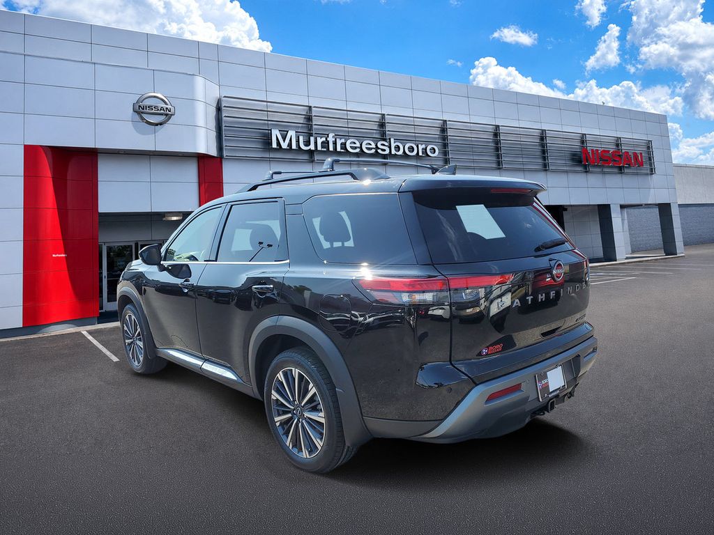New 2026 Nissan Pathfinder Platinum SUV