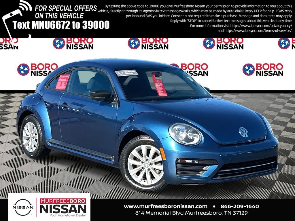 2018 Volkswagen Beetle S's photo