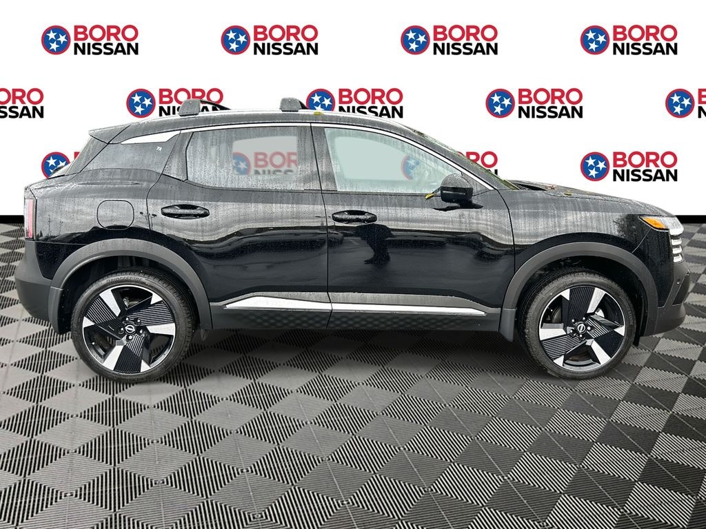 New 2026 Nissan Kicks SR SUV