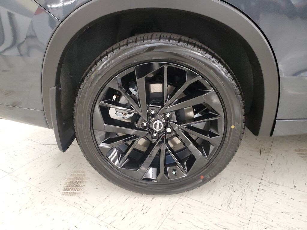 New 2026 Nissan Rogue Plug-In Hybrid Platinum SUV