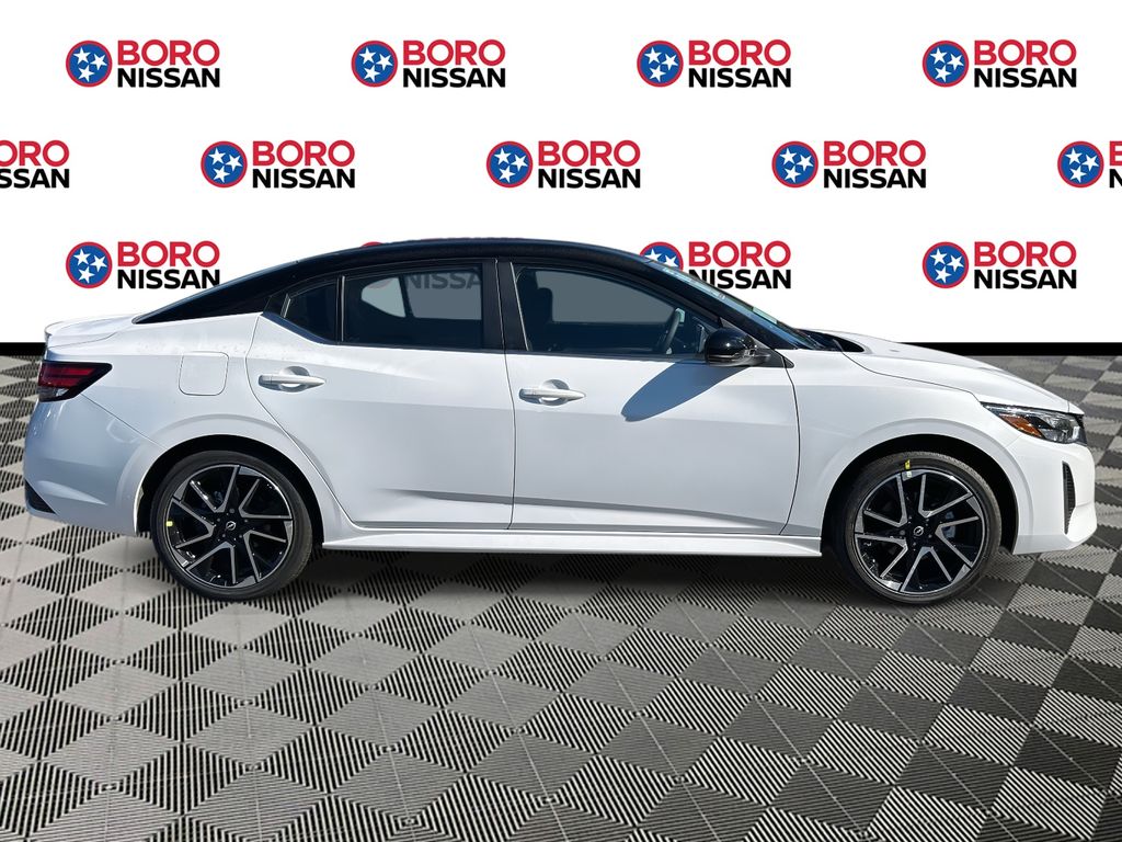 2025 Nissan Sentra SR photo 2