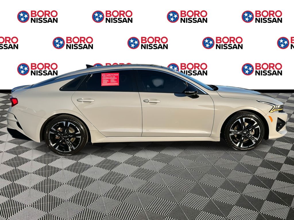 2022 Kia K5 GT-Line photo 2