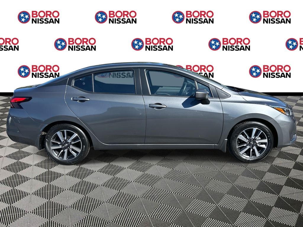 New 2025 Nissan Versa 1.6 SV Sedan